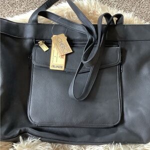 Cherokee Black organizer bag NWT sku209